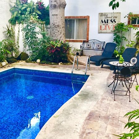 Villa Alejandra Hotel Boutique Playa del Carmen Exterior photo