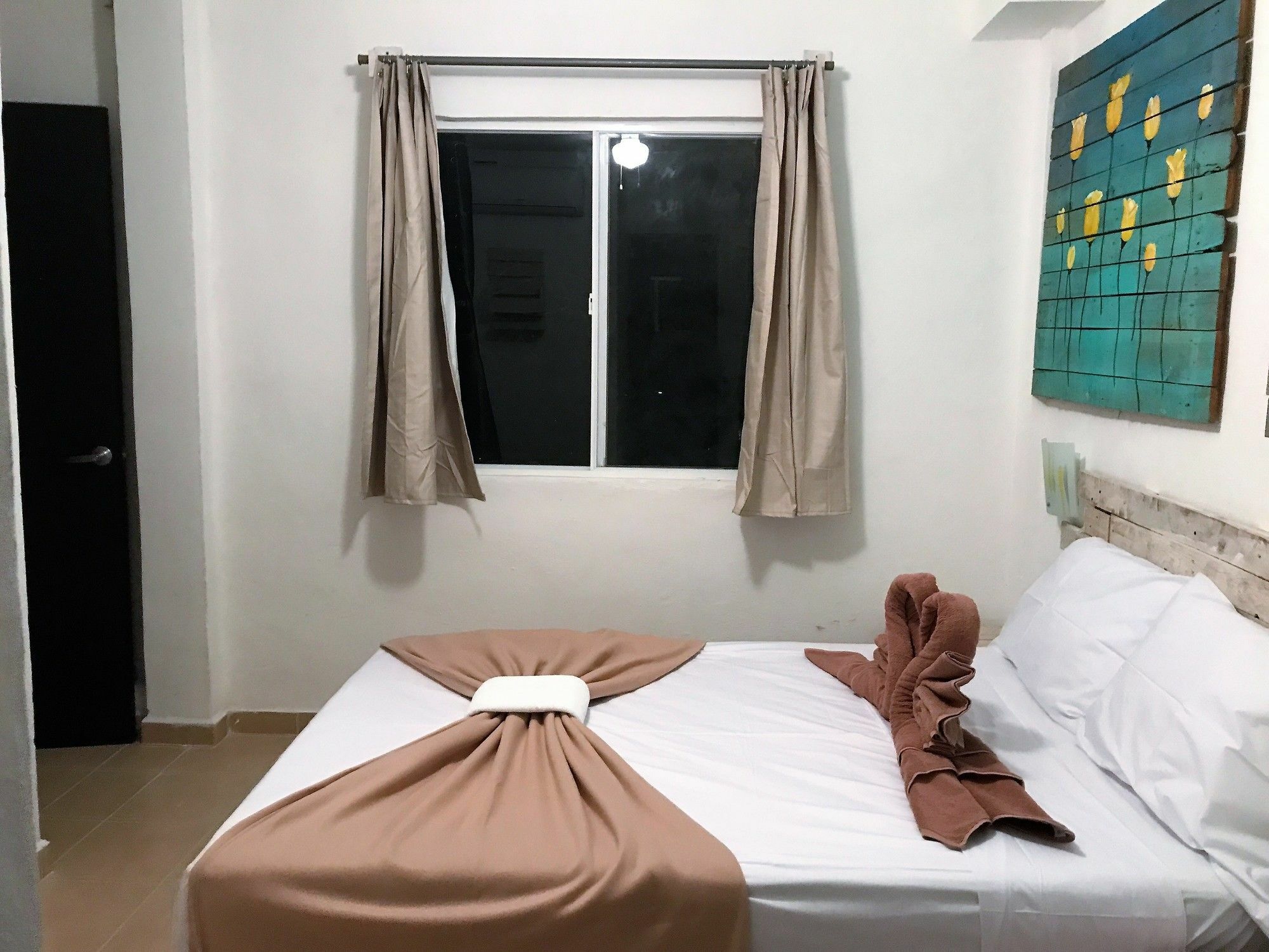 Villa Alejandra Hotel Boutique Playa del Carmen Exterior photo